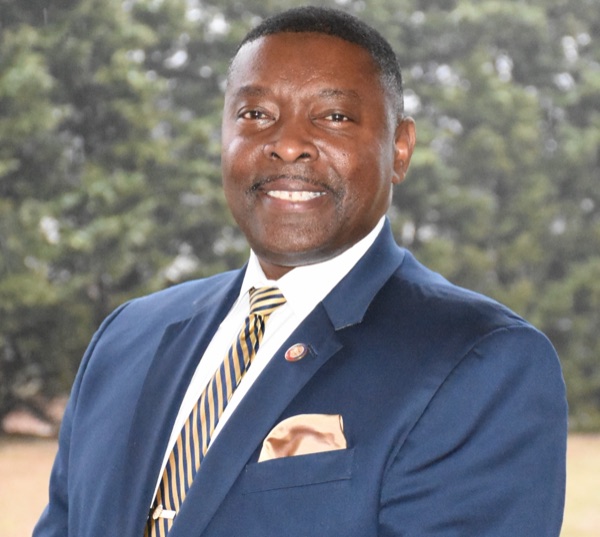 Raymond Smith Jr.